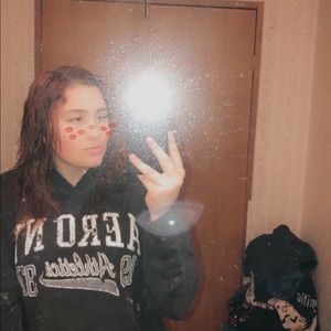 Meet your Posher, Alexis